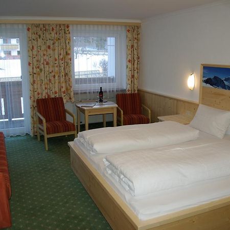 Alpenhof Pension-Garni ناودرس المظهر الخارجي الصورة