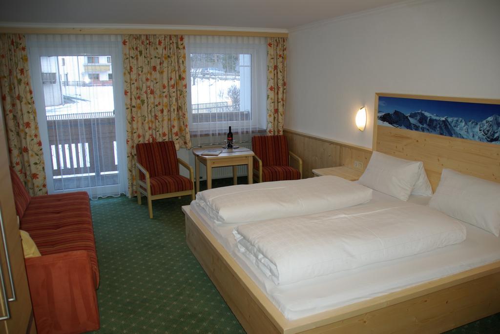 Alpenhof Pension-Garni ناودرس المظهر الخارجي الصورة