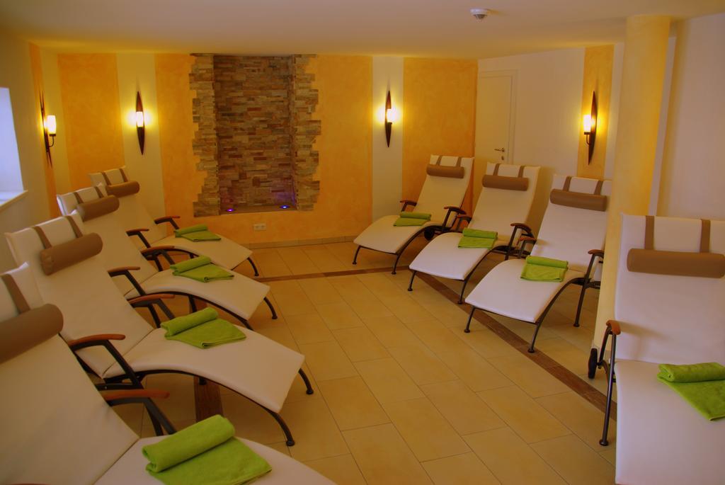 Alpenhof Pension-Garni ناودرس المظهر الخارجي الصورة