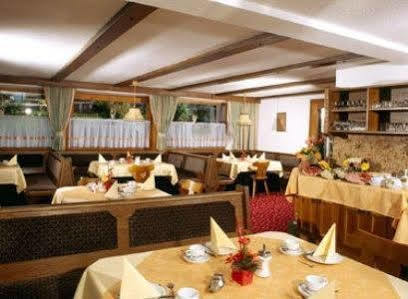 Alpenhof Pension-Garni ناودرس المظهر الخارجي الصورة